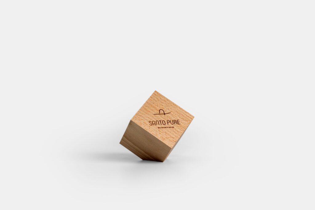 qr cube santo pure