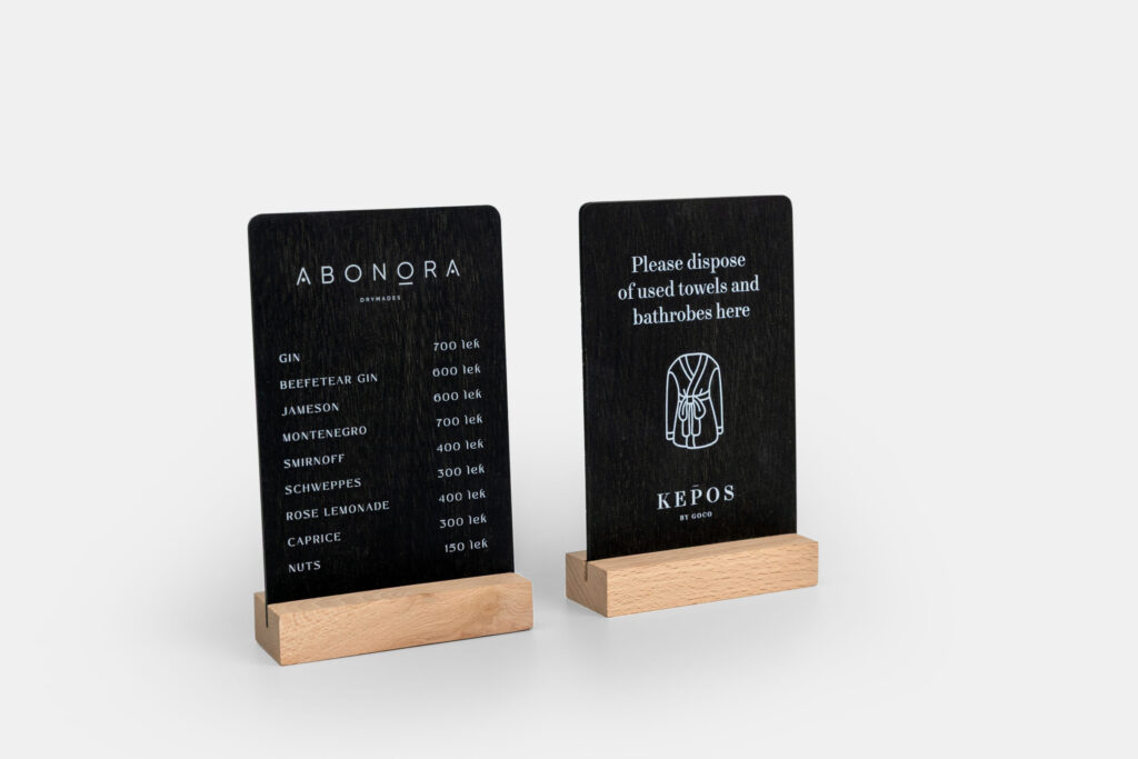 qr stand sus kepos daios cove