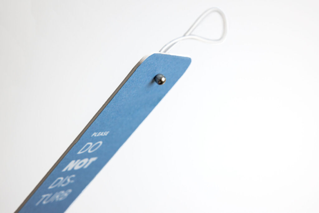 door hanger h kosea boutique