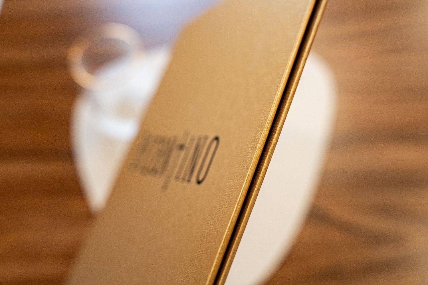 hard cover menu bev bar byzantino